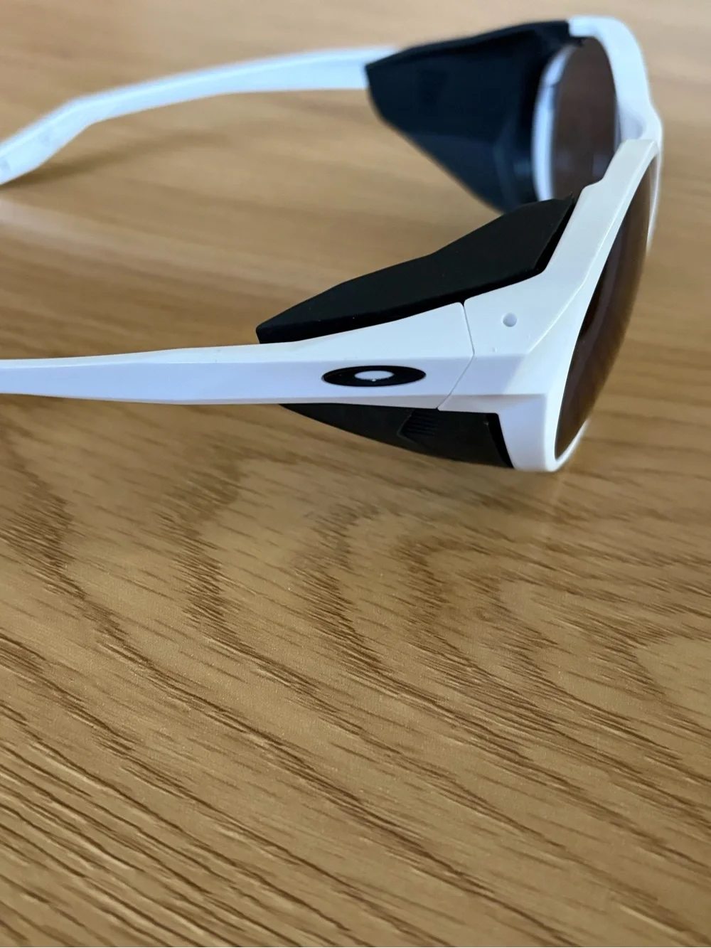 Oakley Clifden Custom White Round Sunglasses with Black Temples